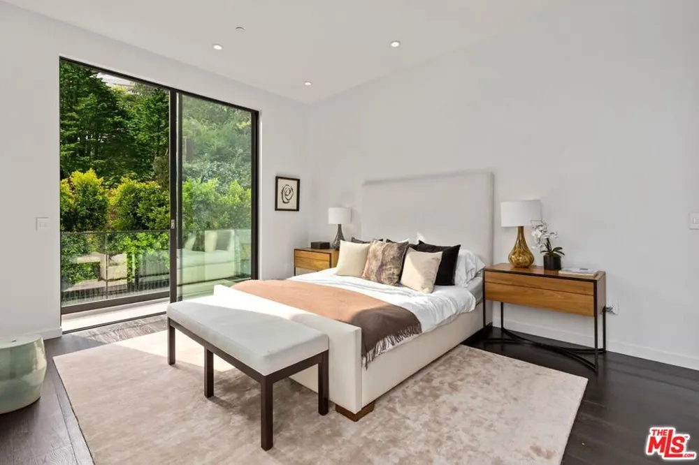 1849 COLDWATER CANYON DRIVE Beverly Hills, CA 90210