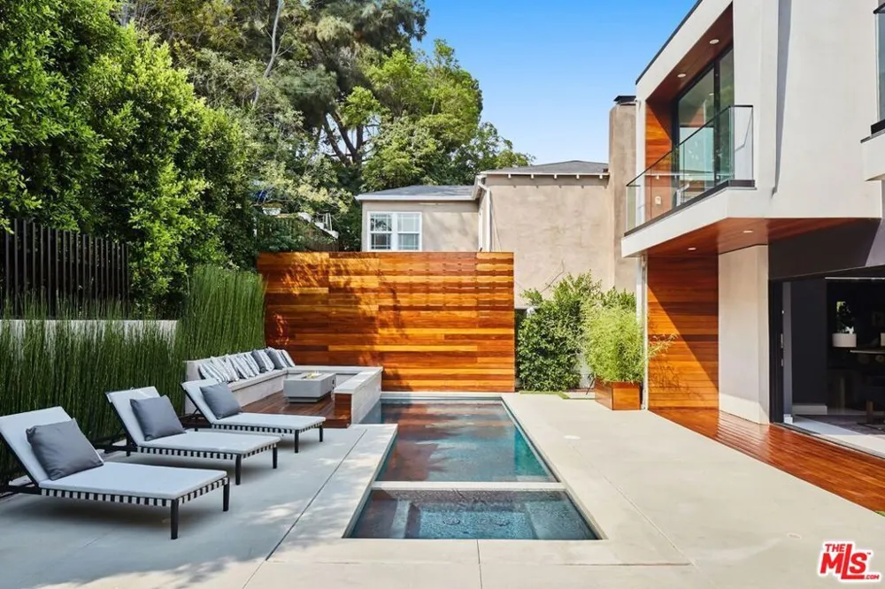 1849 COLDWATER CANYON DRIVE Beverly Hills, CA 90210