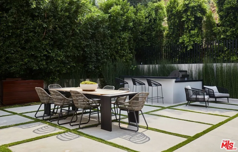 1849 COLDWATER CANYON DRIVE Beverly Hills, CA 90210