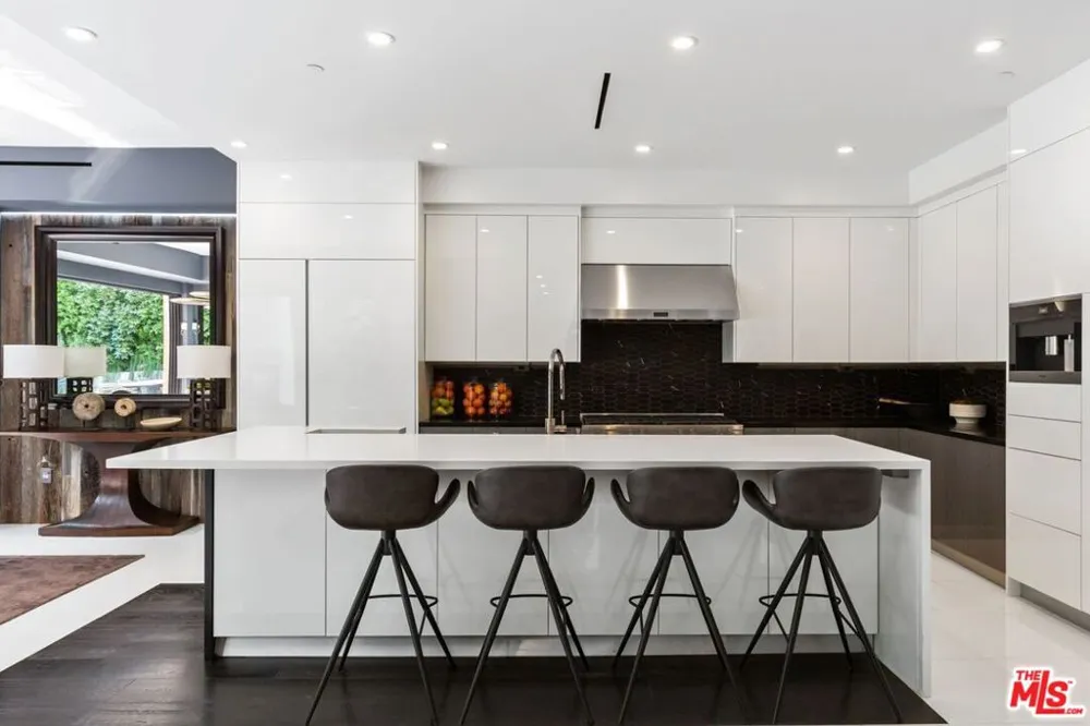 1849 COLDWATER CANYON DRIVE Beverly Hills, CA 90210