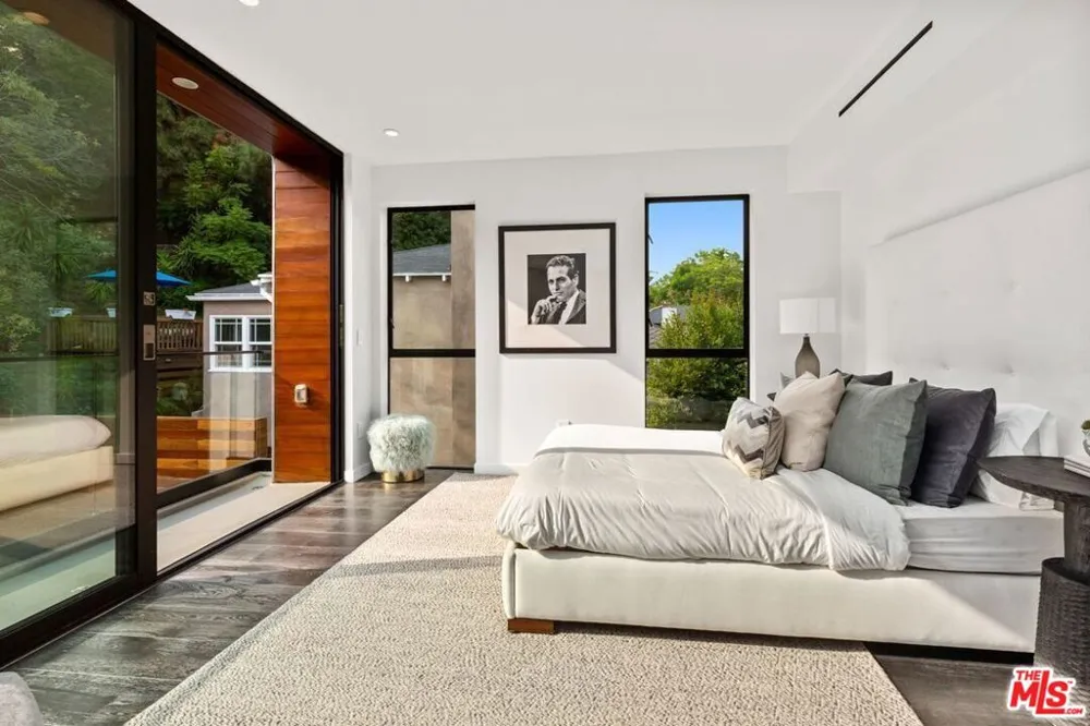 1849 COLDWATER CANYON DRIVE Beverly Hills, CA 90210