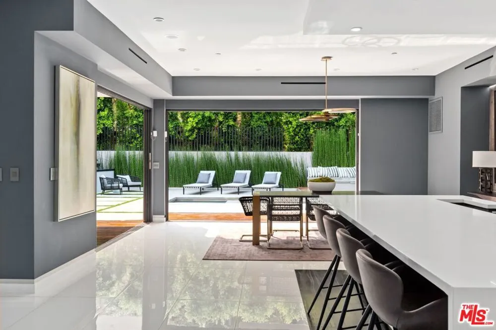 1849 COLDWATER CANYON DRIVE Beverly Hills, CA 90210