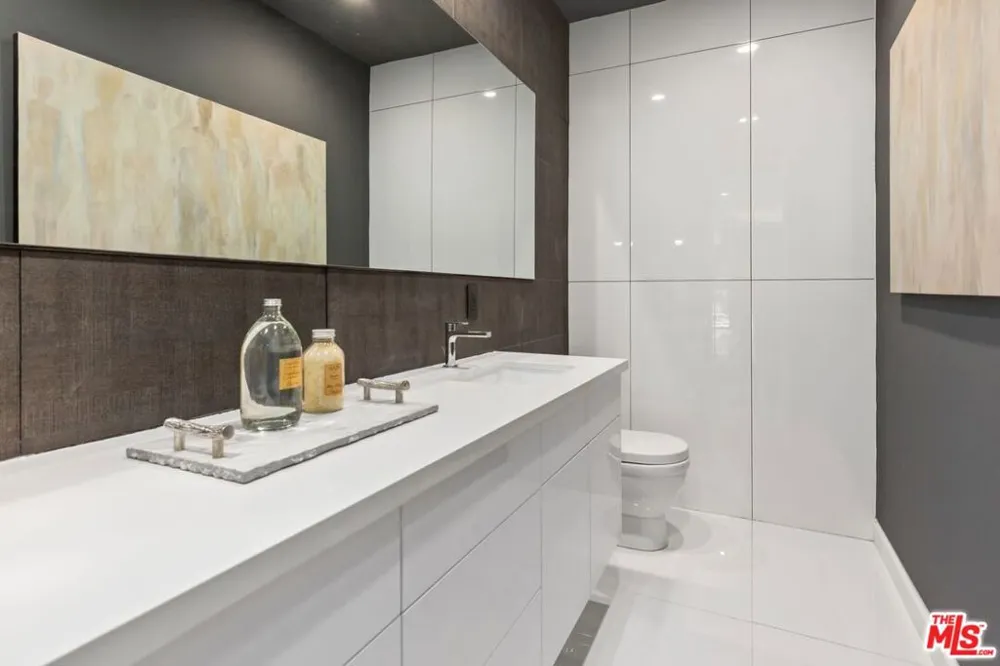 1849 COLDWATER CANYON DRIVE Beverly Hills, CA 90210