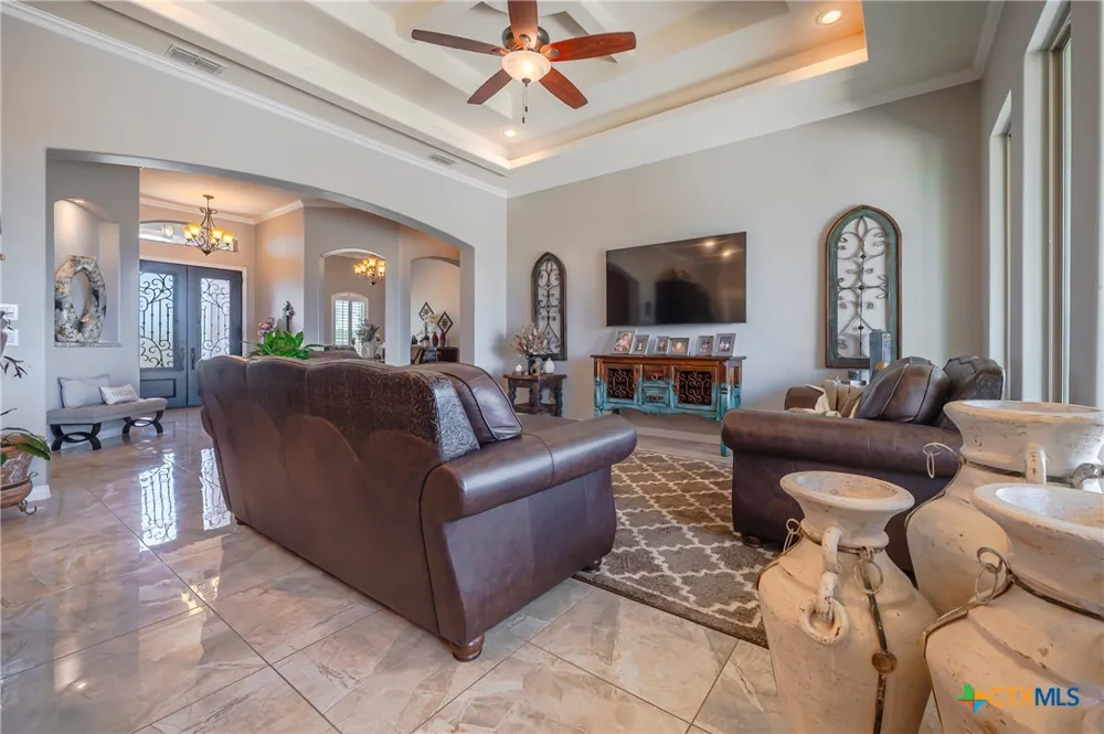 4881 Fm 798 Pawnee, TX 78145