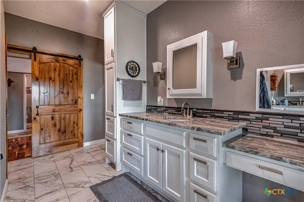 2162 County Road 304 Rockdale, TX 76567