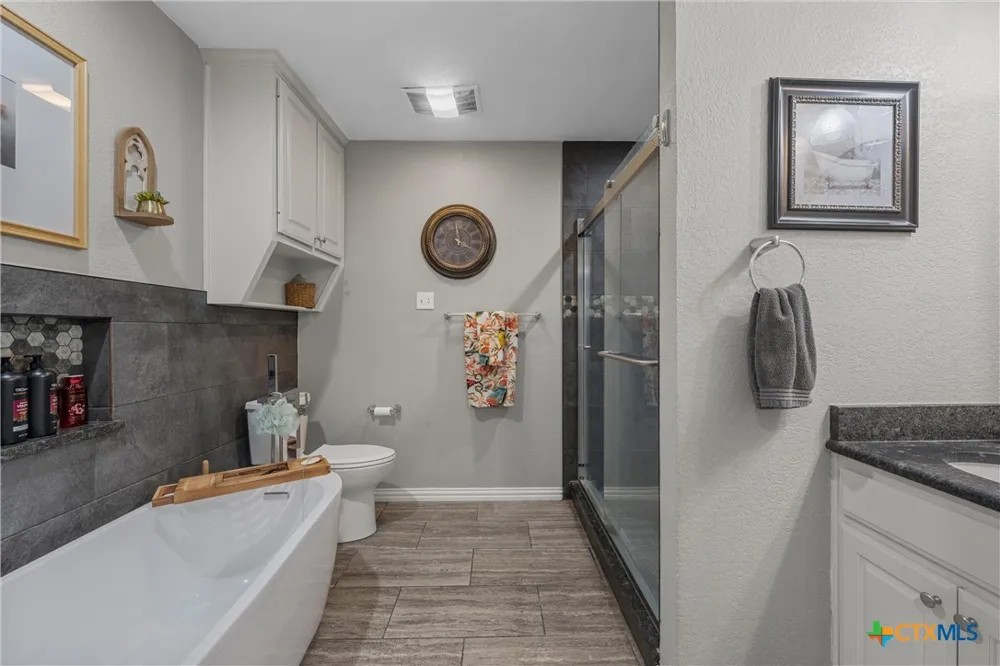101 Brown Drive Eddy, TX 76524