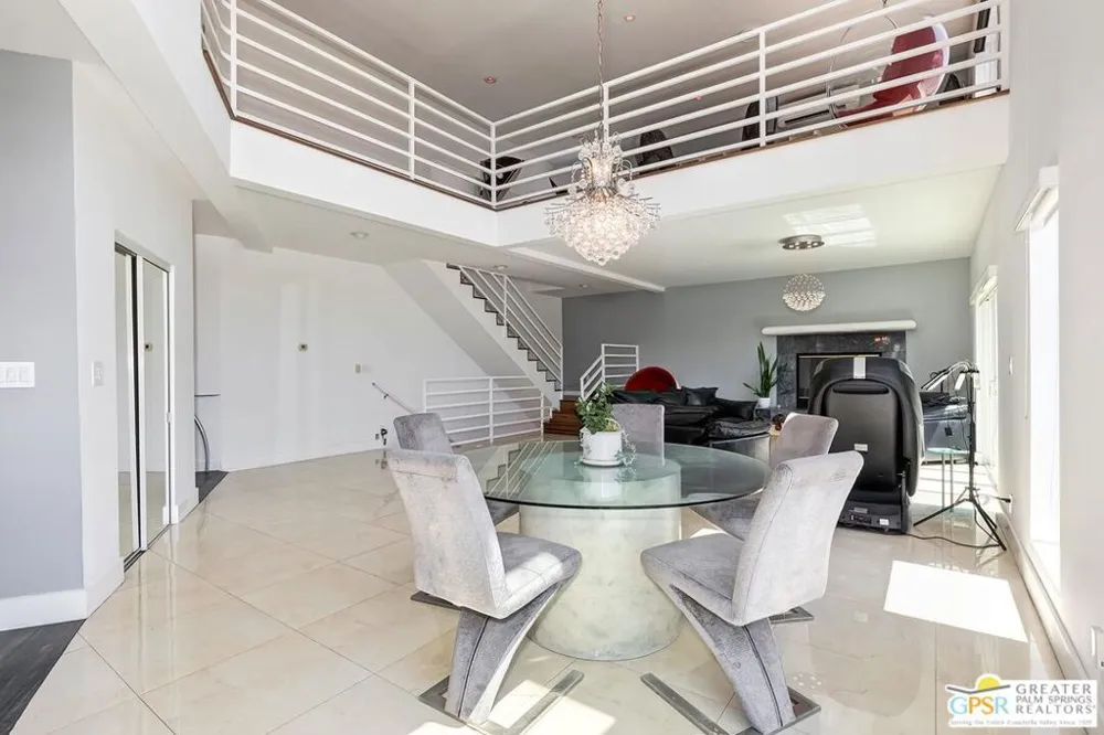 2350 San Marco Drive Los Angeles, CA 90068