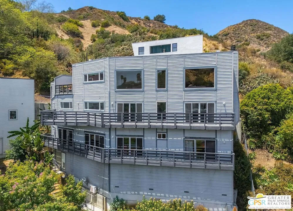 2350 San Marco Drive Los Angeles, CA 90068