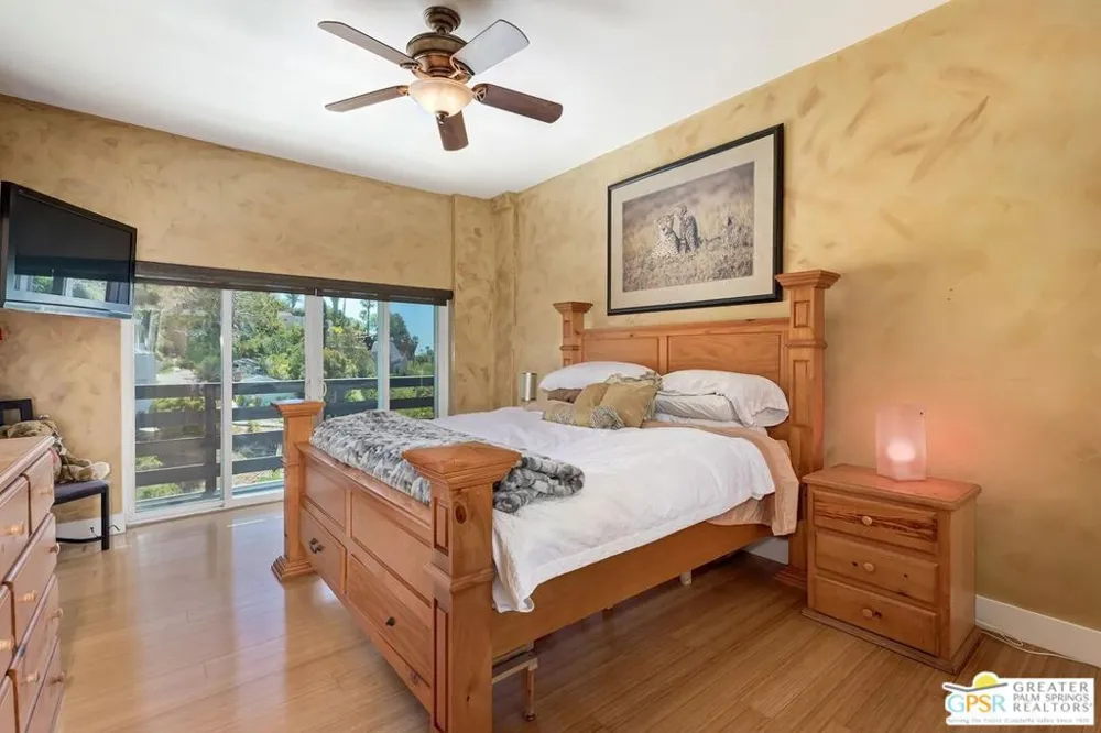 2350 San Marco Drive Los Angeles, CA 90068