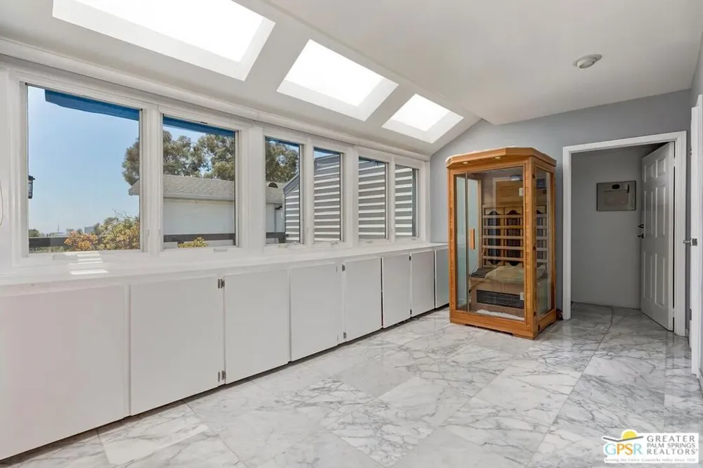 2350 San Marco Drive Los Angeles, CA 90068