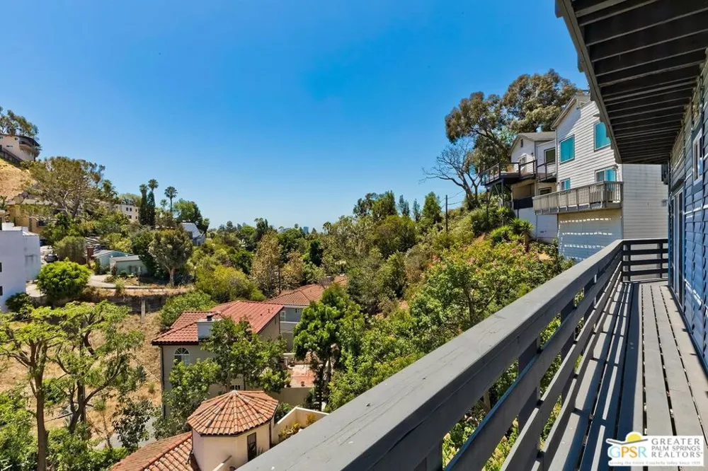 2350 San Marco Drive Los Angeles, CA 90068