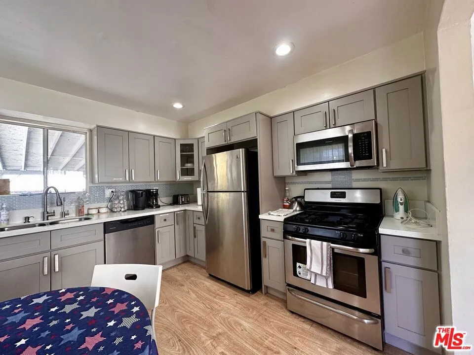 2118 Marengo Avenue Altadena, CA 91001
