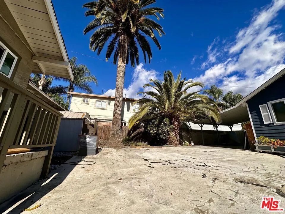 2118 Marengo Avenue Altadena, CA 91001