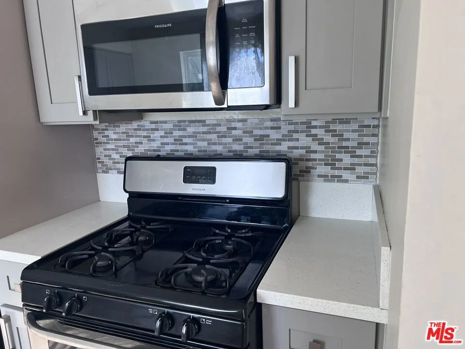 2118 Marengo Avenue Altadena, CA 91001