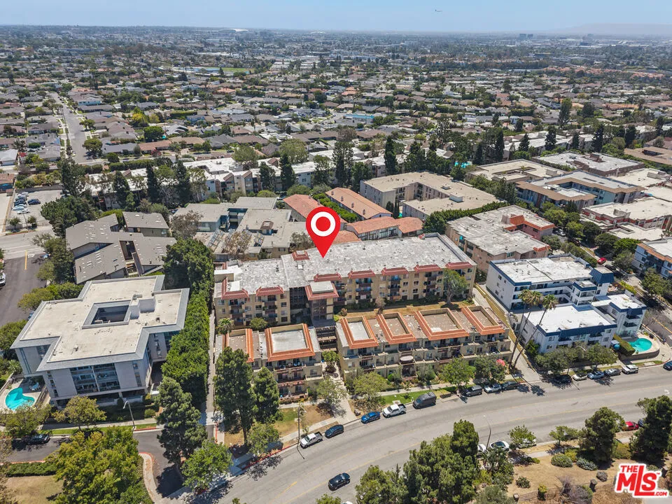 5950 Buckingham #610 Culver City, CA 90230