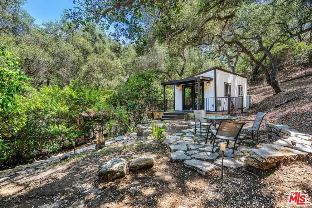 805 Malibu Meadows Drive Calabasas, CA 91302