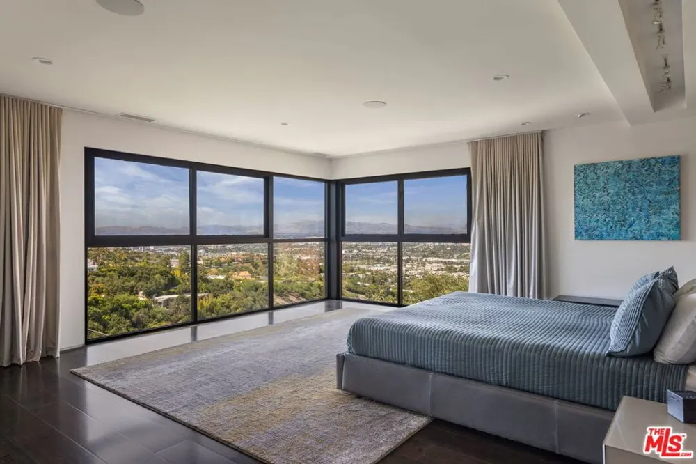 3337 Beverly Ranch Road Beverly Hills, CA 90210