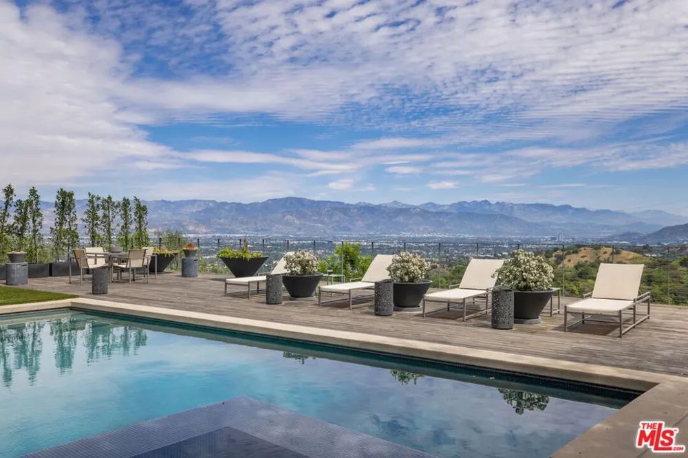 3337 Beverly Ranch Road Beverly Hills, CA 90210