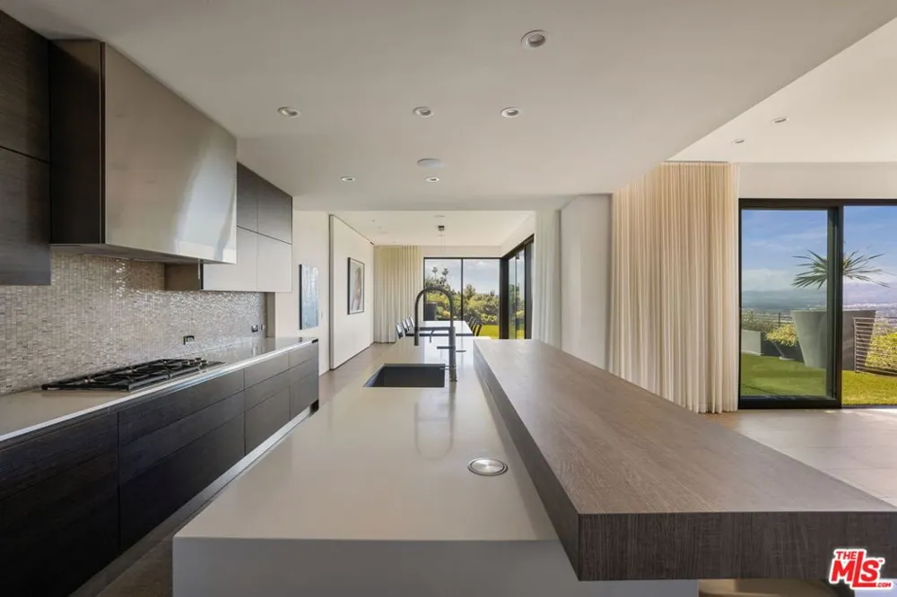 3337 Beverly Ranch Road Beverly Hills, CA 90210