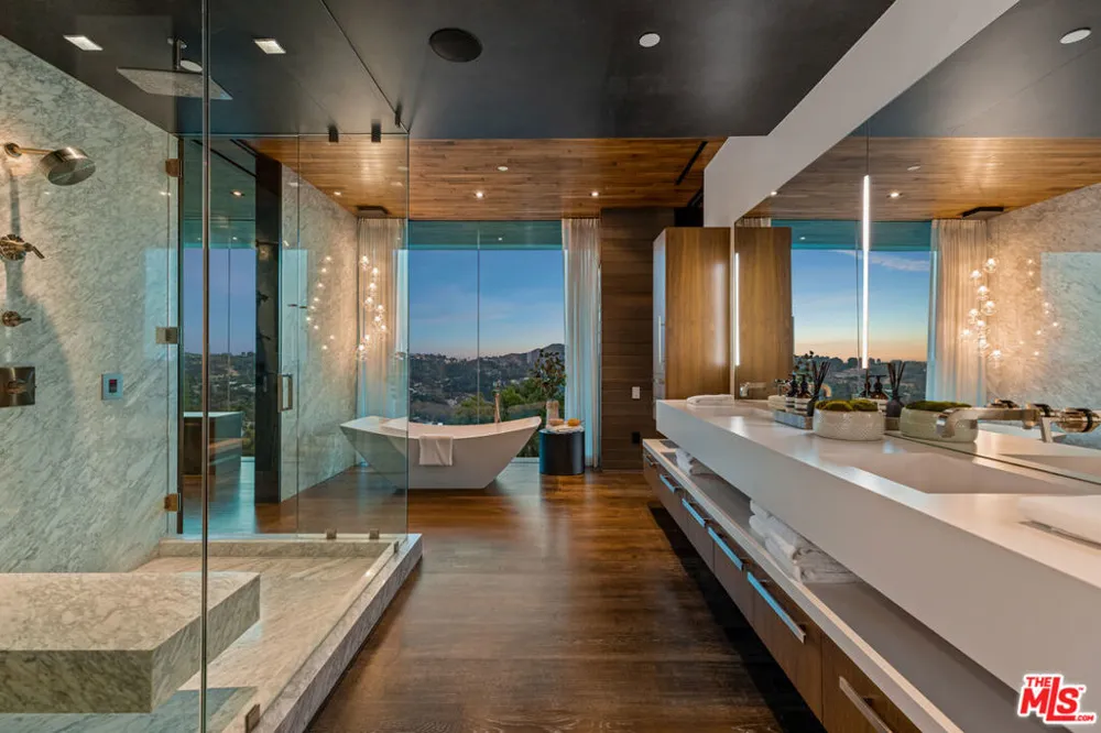 3000 Benedict Canyon Drive Beverly Hills, CA 90210