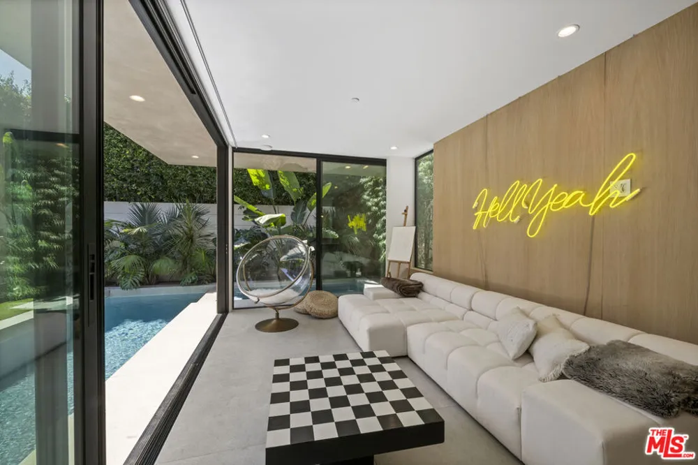 513 Martel Avenue Los Angeles, CA 90036