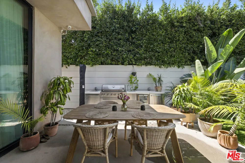 513 Martel Avenue Los Angeles, CA 90036