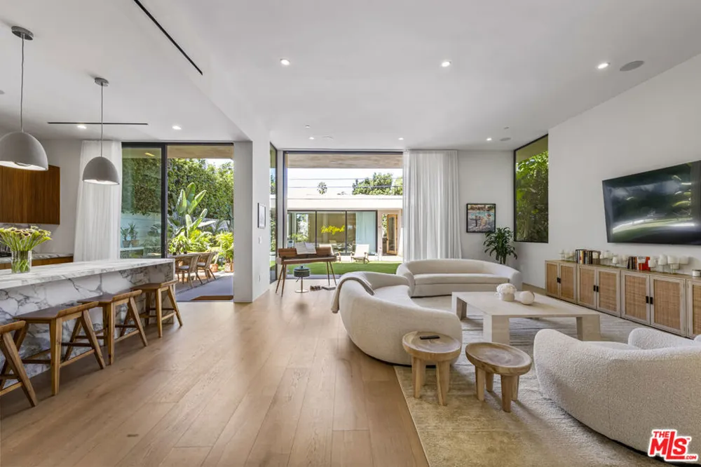 513 Martel Avenue Los Angeles, CA 90036