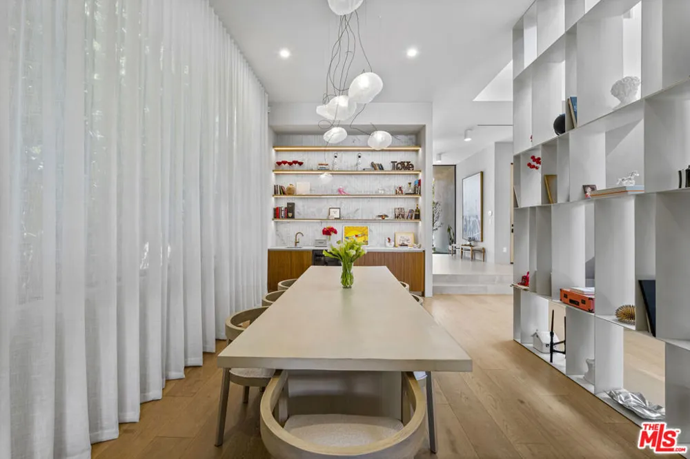 513 Martel Avenue Los Angeles, CA 90036