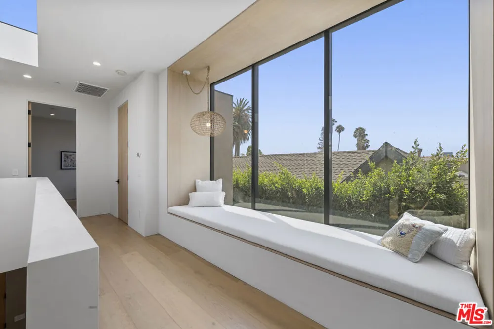 513 Martel Avenue Los Angeles, CA 90036