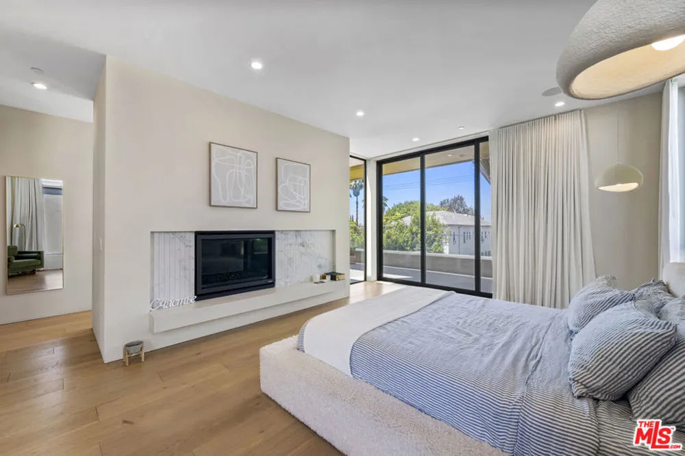 513 Martel Avenue Los Angeles, CA 90036
