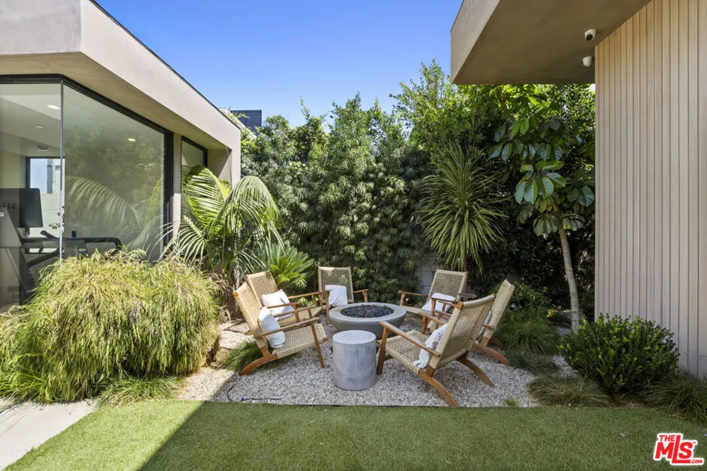 513 Martel Avenue Los Angeles, CA 90036