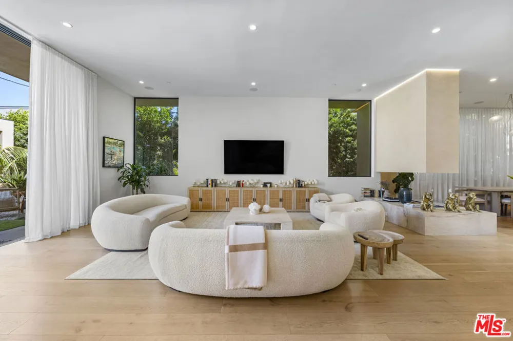 513 Martel Avenue Los Angeles, CA 90036