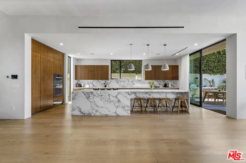 513 Martel Avenue Los Angeles, CA 90036