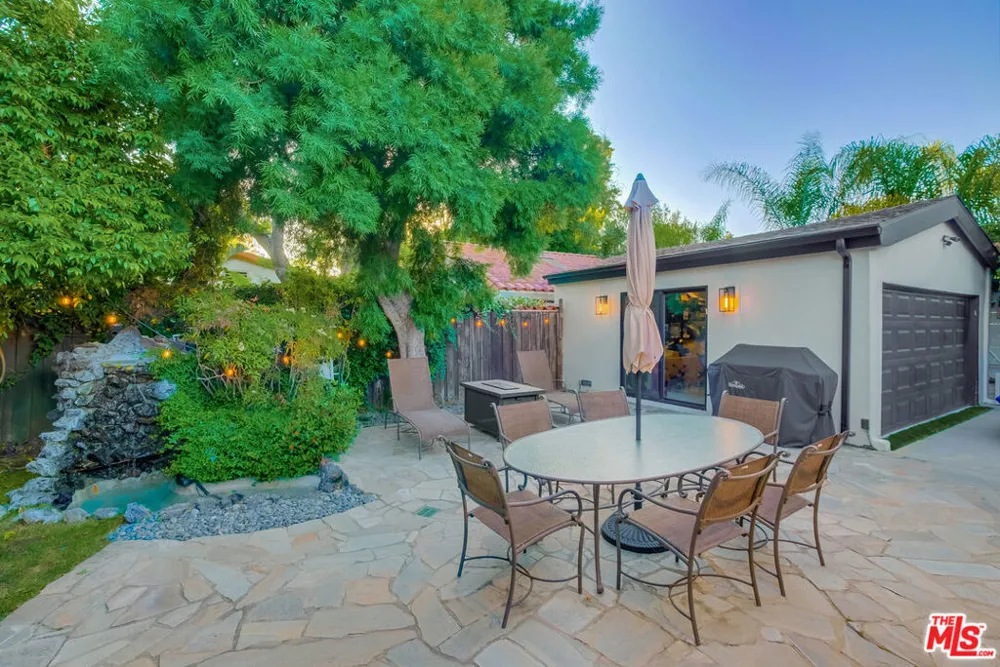 5715 Corteen Place Valley Village, CA 91607