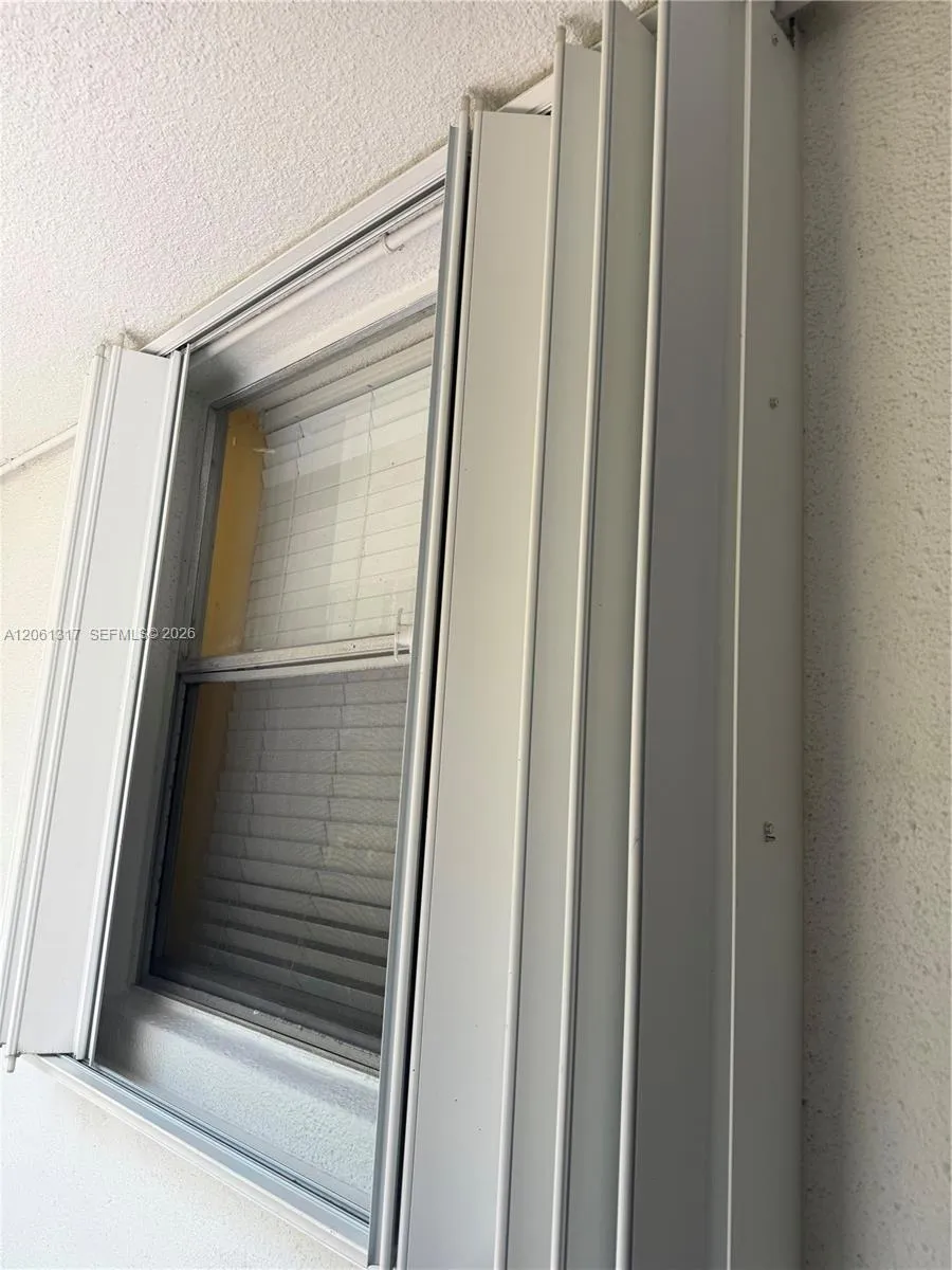 1801 S Treasure Dr #115 North Bay Village, FL 33141