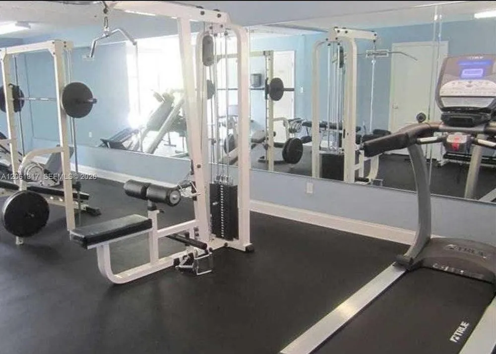 1801 S Treasure Dr #115 North Bay Village, FL 33141