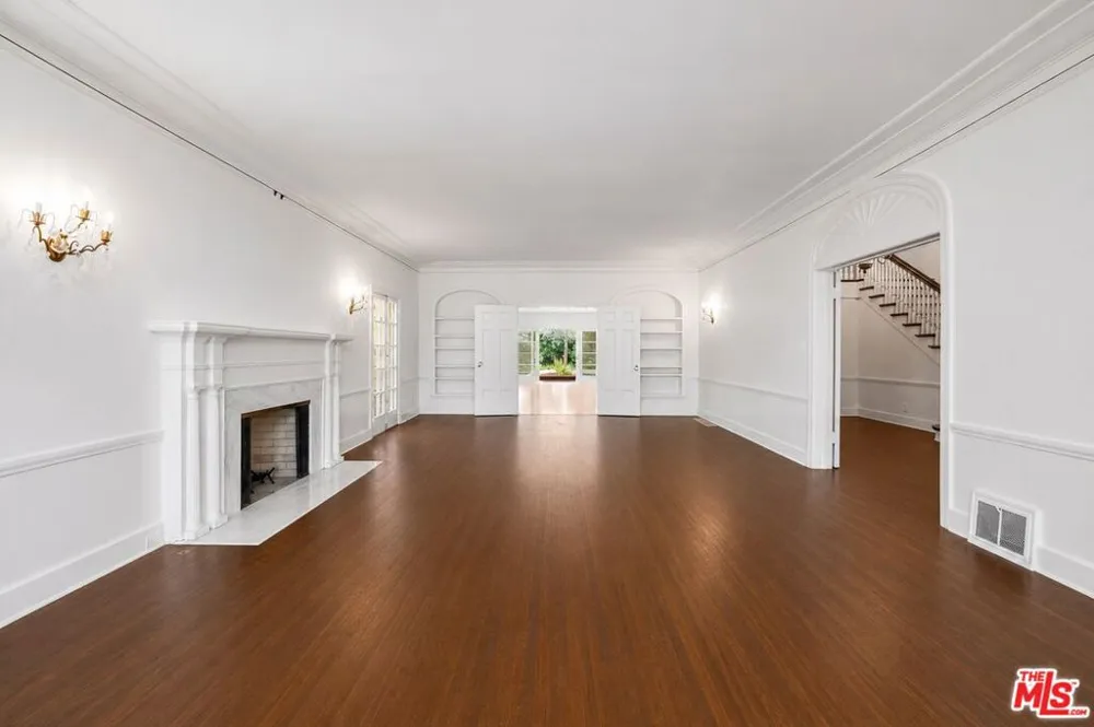 809 Bedford Drive Beverly Hills, CA 90210