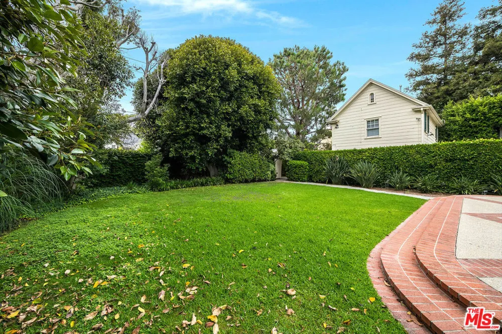 809 Bedford Drive Beverly Hills, CA 90210