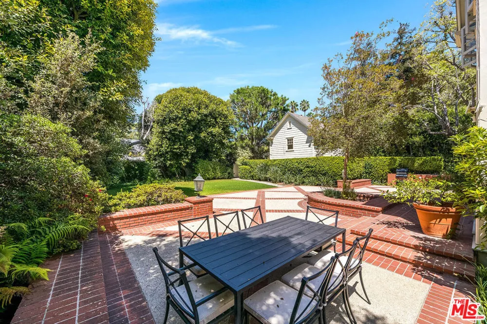 809 Bedford Drive Beverly Hills, CA 90210