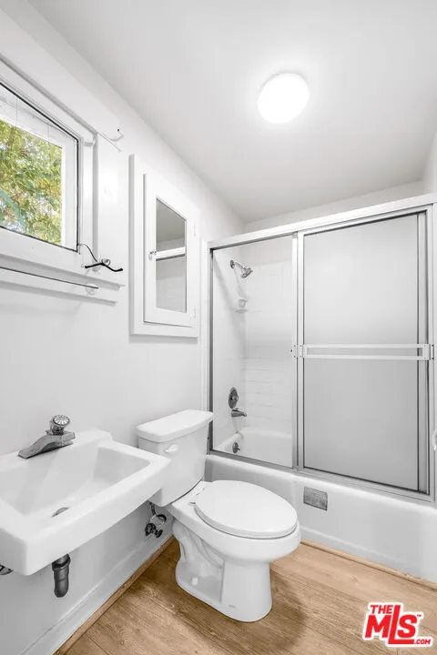 809 Bedford Drive Beverly Hills, CA 90210