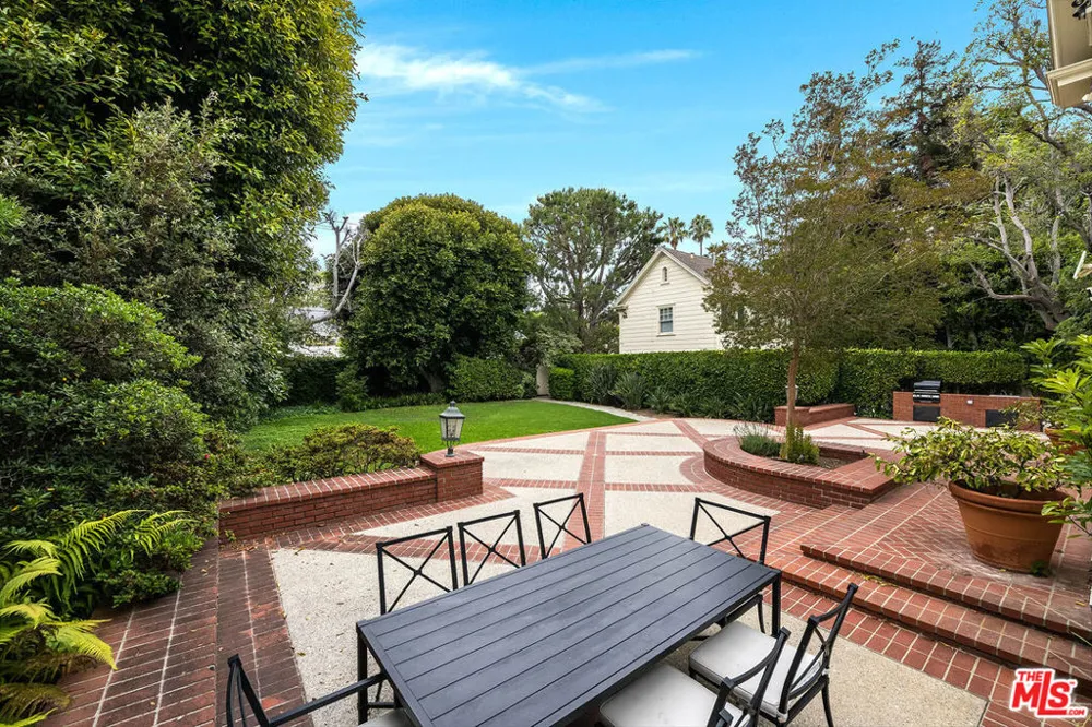 809 Bedford Drive Beverly Hills, CA 90210
