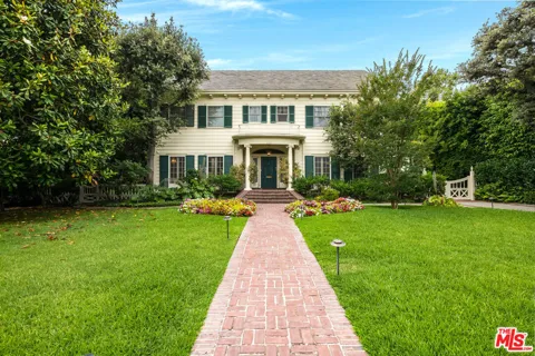 809 Bedford Drive