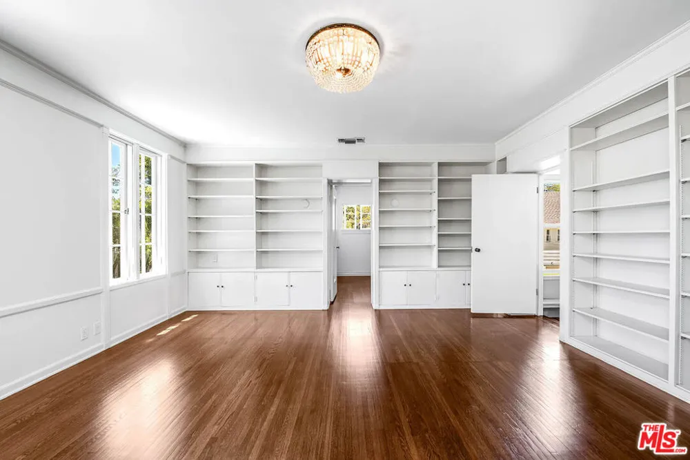 809 Bedford Drive Beverly Hills, CA 90210