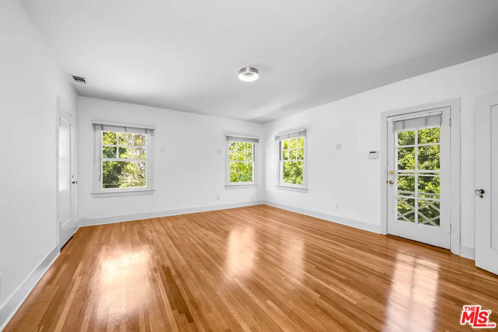 809 Bedford Drive Beverly Hills, CA 90210