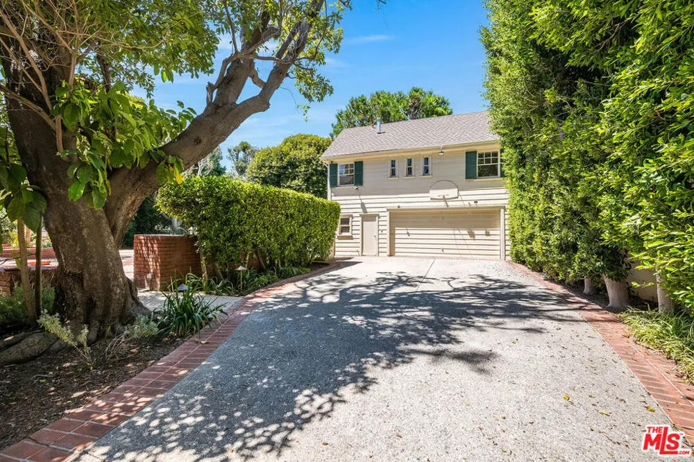 809 Bedford Drive Beverly Hills, CA 90210