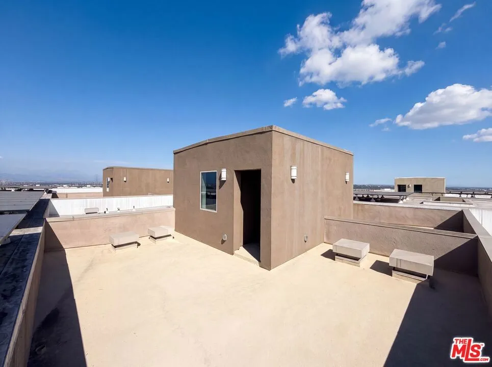 1718 Hollyleaf Terrace Montebello, CA 90640