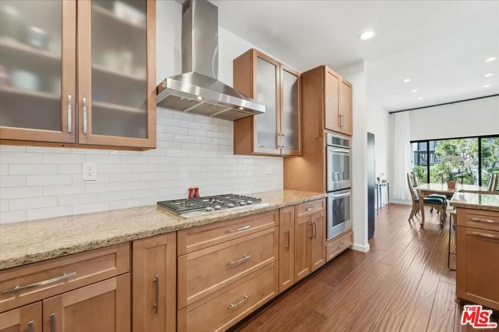 1544 Michael Lane Los Angeles, CA 90272