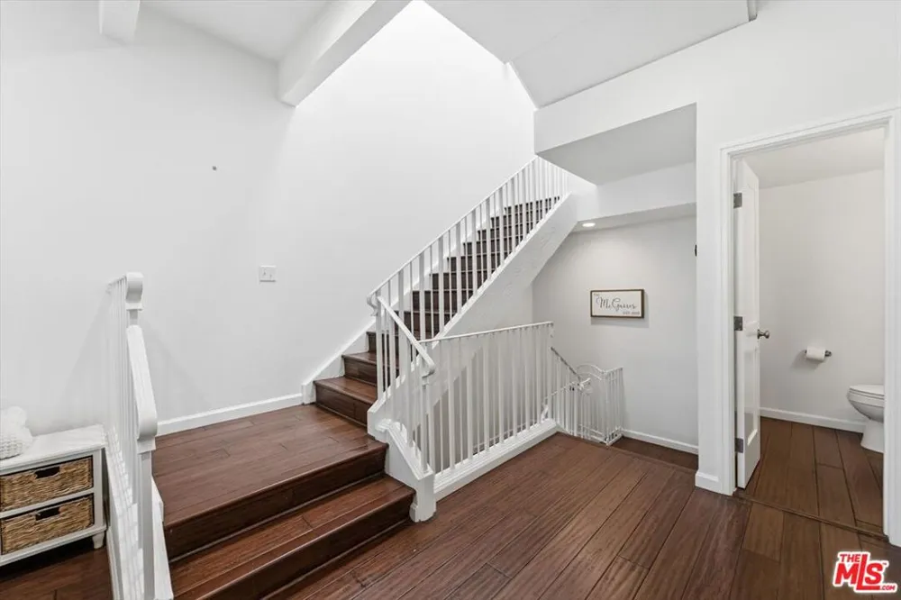 1544 Michael Lane Los Angeles, CA 90272
