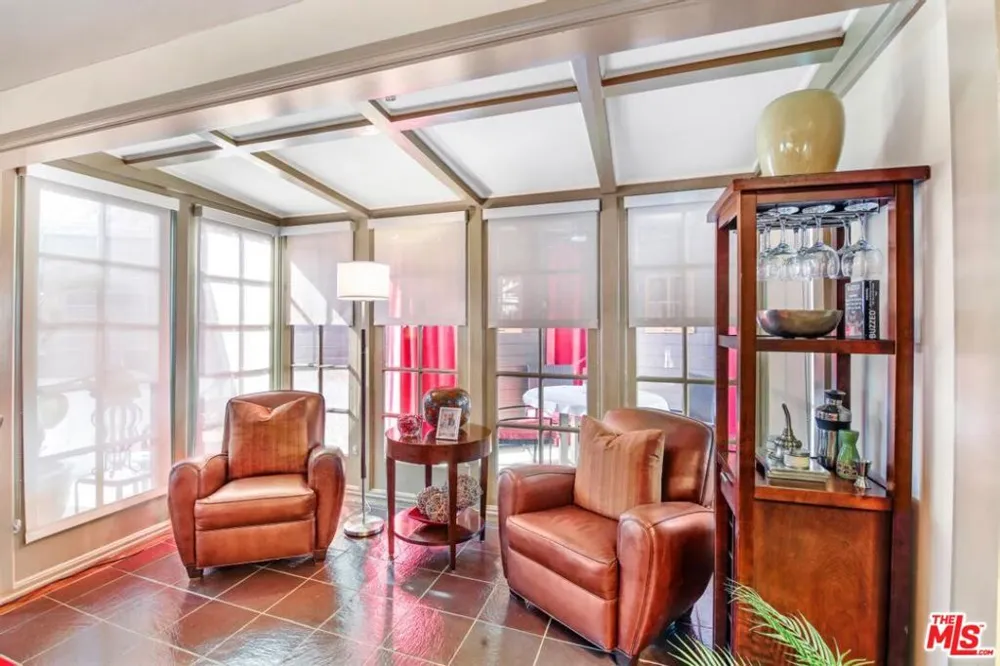 3200 Primera Avenue Los Angeles, CA 90068