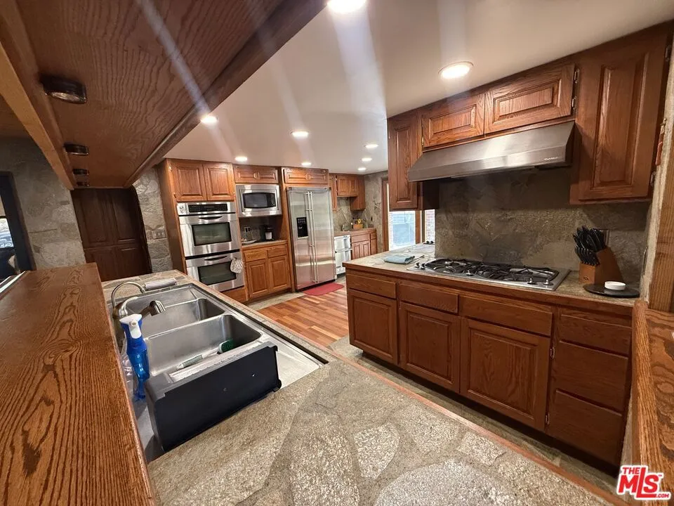 1196 Willow Lane Big Bear City, CA 92314
